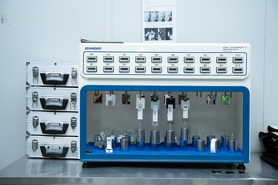 Glänzendes weißes PP