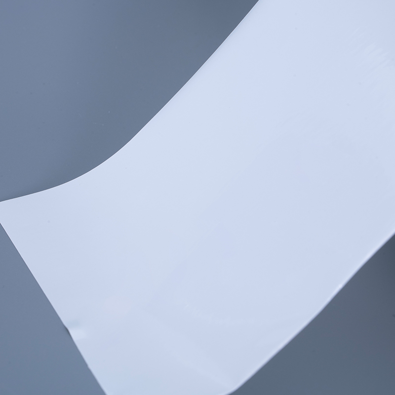 25 Mikrometer glänzende PET-Vinylfolien-Etikettenmaterialien mit Acrylklebstoff, Jumbo-Rolle für den Tintenstrahldruck