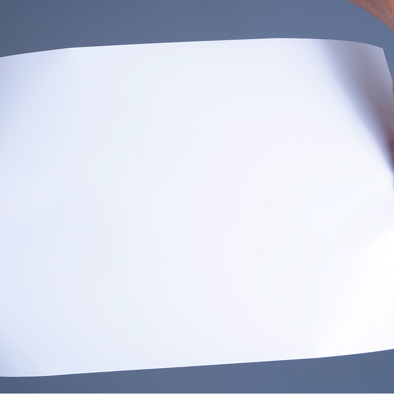 25 Mikrometer glänzende PET-Vinylfolien-Etikettenmaterialien mit Acrylklebstoff, Jumbo-Rolle für den Tintenstrahldruck